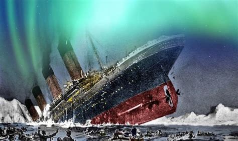 Titanic Hitting The Iceberg And Sinking