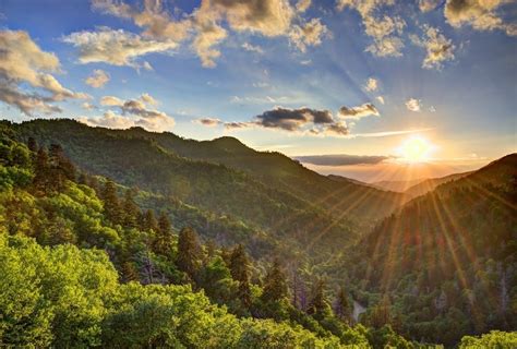 Smoky Mountain Weekend 2024 - Helen Odelinda