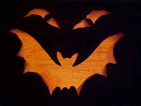 Photo: Bat Pumpkin - wunderground.com | Pumpkin carving, Scary pumpkin carving, Vampire pumpkin