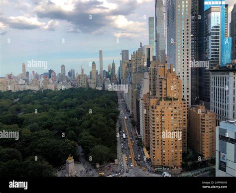 Views of the New York City skyline Stock Photo - Alamy