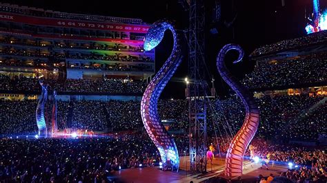 Taylor swift reputation stadium tour | Taylor swift wallpaper, Taylor ...