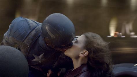 Image - Avengers - Steggy Kiss (Captain America The First Avenger).jpg ...