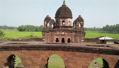 Take a tour of ancient Bengal with Gokulchand Temple