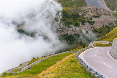 Premium Photo | The grossglockner high alpine road