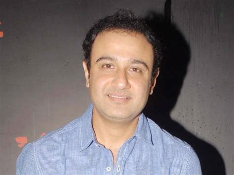 Who is Vivek Mushran and his Age,Net worth, House, Affairs, Height ...