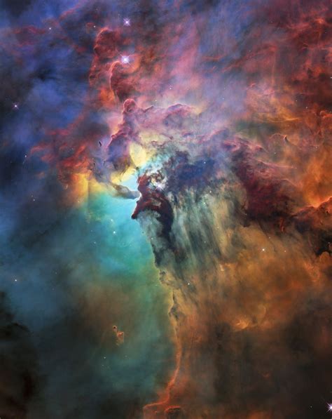 Lagoon Nebula Dazzles in Hubble Telescope's 28th-Birthday Photos | Space