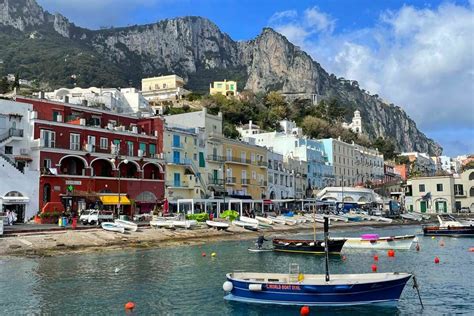 Capri from Sorrento: Day Trip Itinerary + Ferry & Boat Tour Info