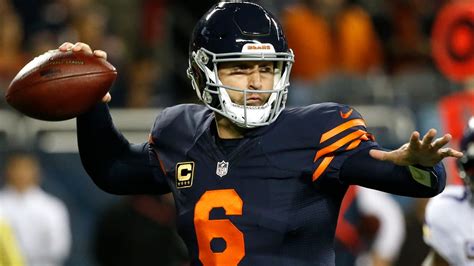 Jay Cutler signs one-year deal with Miami Dolphins