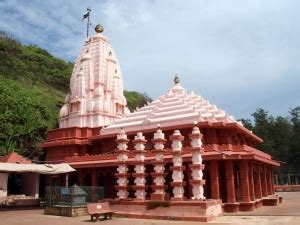 Ganpatipule Temple - Tourist places , Ganpati temple in ratnagiri, Ganpatipule beach, Swaymbhu ...