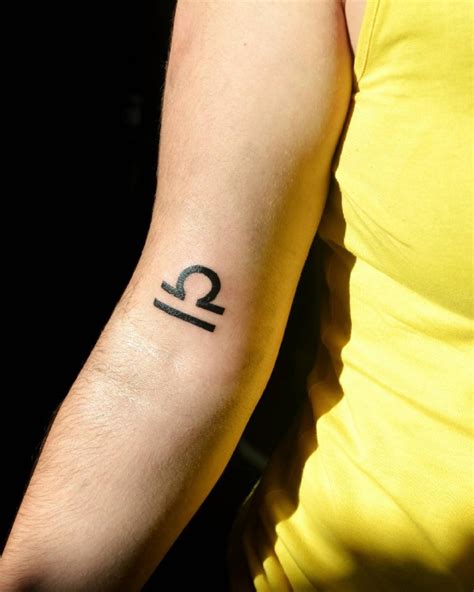 Fixed Aquarius Simple Tattoos - Aquarius Simple Tattoos - Simple ...