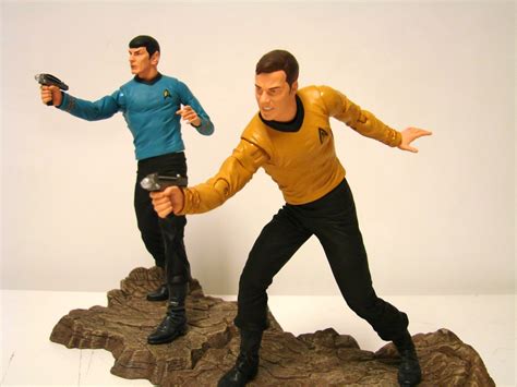 Star Trek Action Figures Return to Toys “R” Us! | Diamond Select Toys