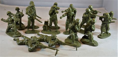 Classic Toy Soldiers World War II US Infantry Set 2 Green – MicShaun's ...