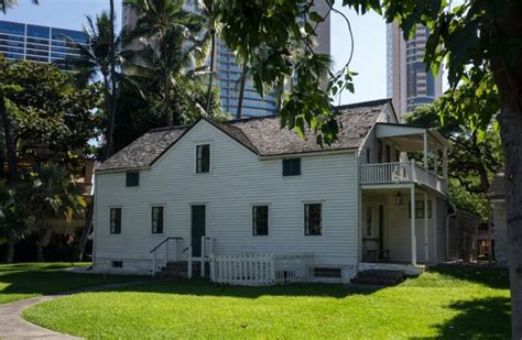 11 Best Honolulu Museums (that are Perfect for a Rainy Day!)