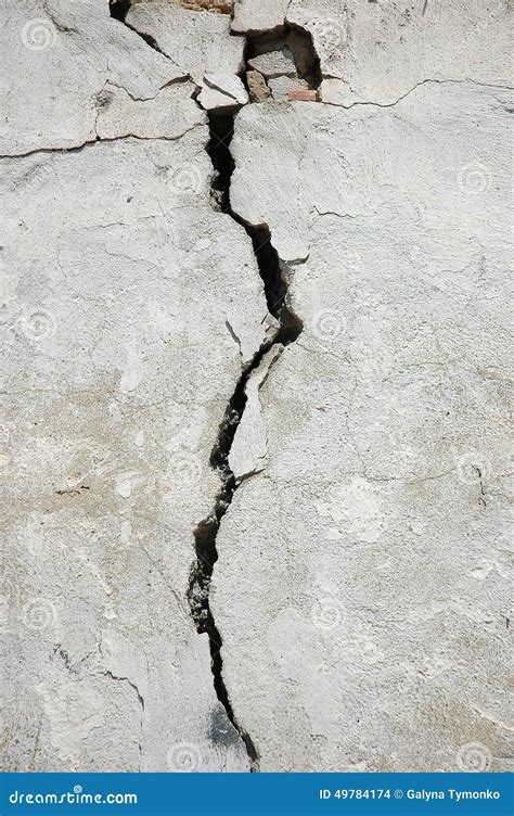 Crack In The Stone Wall Stock Photo - Image: 49784174