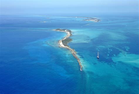 Salt Cay Harbor in NP, Bahamas - harbor Reviews - Phone Number ...