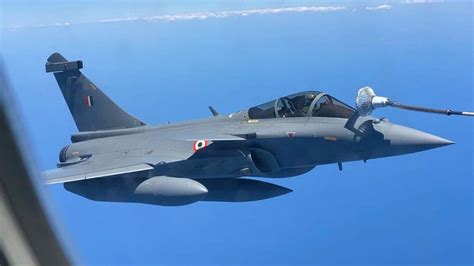 Rafale: India gets new jets amid border tension with China - BBC News