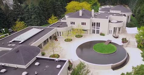 Michael Jordan's £10million mansion put up for sale - see inside ...