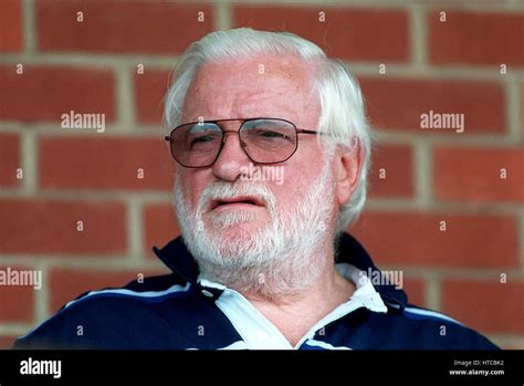 KEN BATES CHELSEA FC CHAIRMAN 10 July 1999 Stock Photo - Alamy