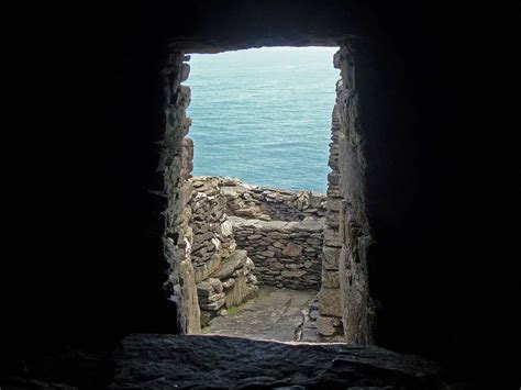 Skellig Michael monastery | Wondermondo