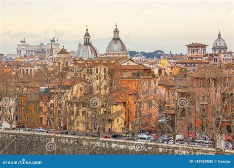 Rome city skyline view editorial image. Image of sightseeing - 142980535