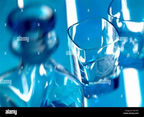 Whiskey decanter cut glass hi-res stock photography and images - Alamy