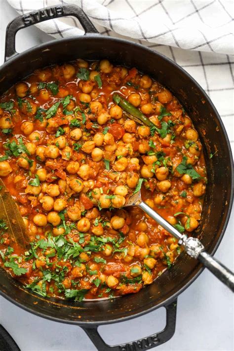 Authentic Chana Masala - Ministry of Curry