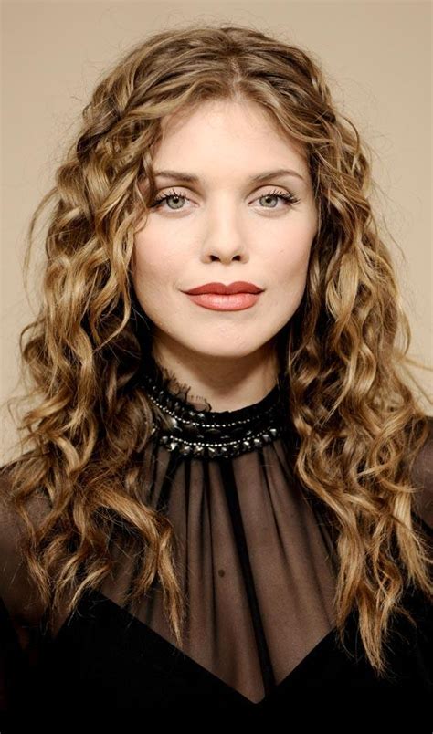 Top 10 Curly Celebrity Hairstyles To Inspire You