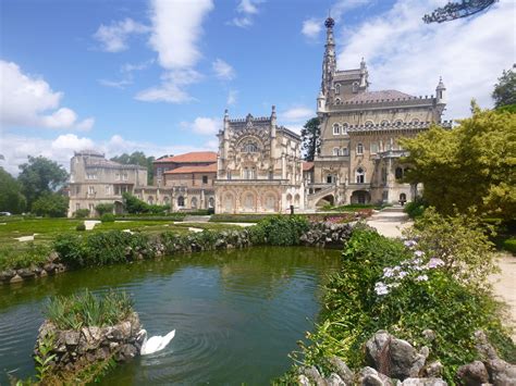 A stay on a budget in a Portuguese palace - Tiny Travelogue