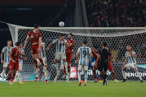 Foto : 5 Momen Menarik Indonesia Vs Argentina di FIFA Matchday