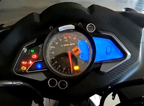 2024 Bajaj Pulsar RS200 Price, Specs, Top Speed & Mileage in India (New ...