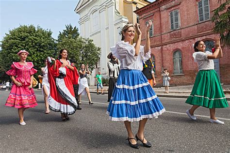 670+ Argentina Folk Dance Stock Photos, Pictures & Royalty-Free Images ...