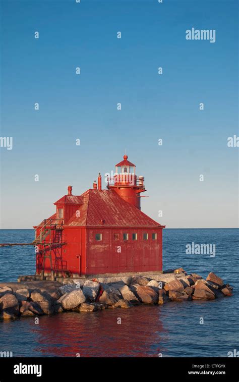 Lighthouse on Sturgeon Bay Stock Photo - Alamy