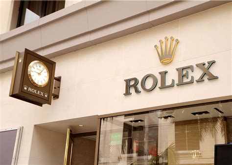 A Look Inside Gearys New Rodeo Drive Rolex Store - Haute Living