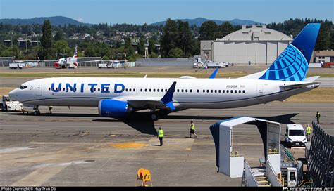 N5515R United Airlines Boeing 737-9 MAX Photo by Huy Tran Do | ID 1098575 | Planespotters.net