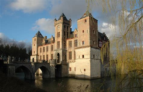 Castle in Bruges stock image. Image of date, construction - 21953851