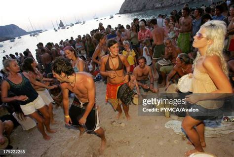 Ibiza Sunset Party Photos and Premium High Res Pictures - Getty Images