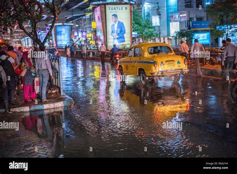 Kolkata at night in the rain Stock Photo - Alamy