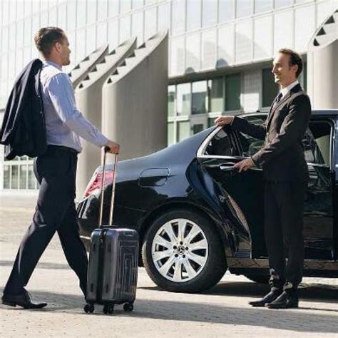 Houston Airport Transportation - IAH & Hobby Limo Service