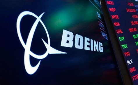 Boeing posts $1.2bn loss in first quarter as jet issues persist ...