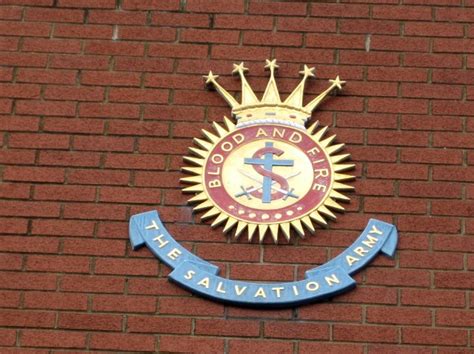 Salvation Army Motto and Badge © Mike Kirby cc-by-sa/2.0 :: Geograph Britain and Ireland