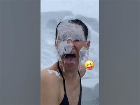 🥶FACE IN SNOW CHALLENGE 😂😂 - YouTube