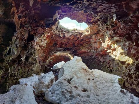 Iceland – Discover one of the largest lava caves - Paradise Break