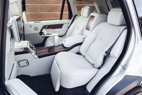 Range Rover SVAutobiography detailed in pictures, Executive Class rear seats - AutoBuzz.my