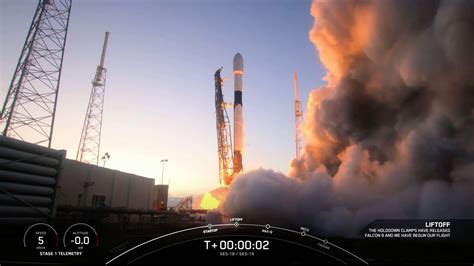 SpaceX launches two rockets less than 5 hours apart