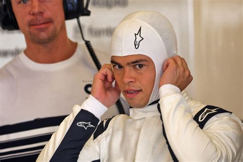 De Vries hoping to poach Verstappen support - Speedcafe.com