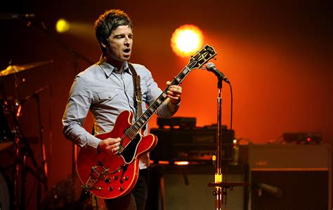 Noel Gallagher reveals details of new custom Gibson guitars