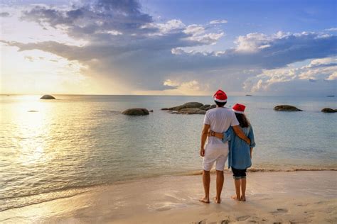 Sailawaze UK | P&O Cruises Christmas 2023: What to expect & best itineraries