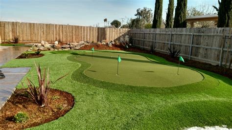 Fresno, CA Backyard Putting Greens | Golf Greens | SYNLawn