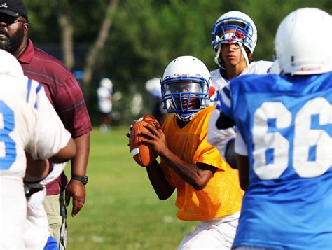 Cahokia invests resources in revitalized football program | High School ...