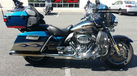 2010 Harley Davidson Flhtcuse5 Screaming Eagle Cvo Ultra Classic